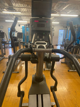 Charger l&#39;image dans la galerie, Summit Trainer - Life Fitness
